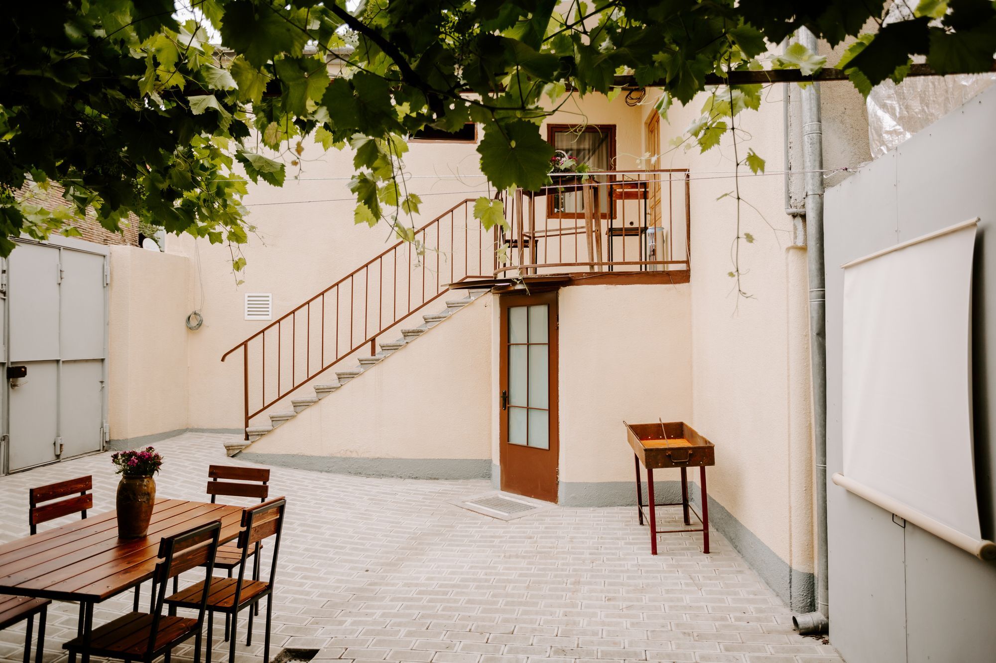 Tbilisi Viking Hostel Ngoại thất bức ảnh